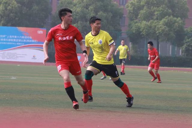 3000万签萨利巴！小克伦克问怎样签范戴克级别球员，默特萨克:1亿